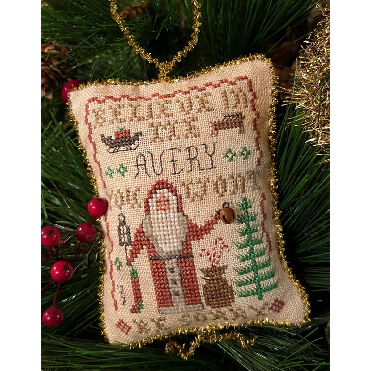 Homespun Elegance ~ Believe in Me 2022 Avery Pattern